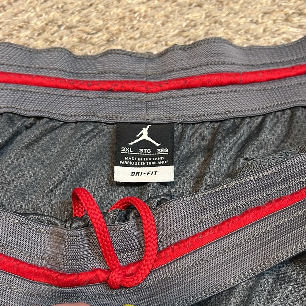 Jordan basketball shorts - Picture 3 of 9